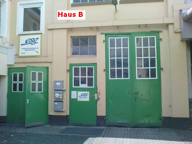 Direkt vor Haus B